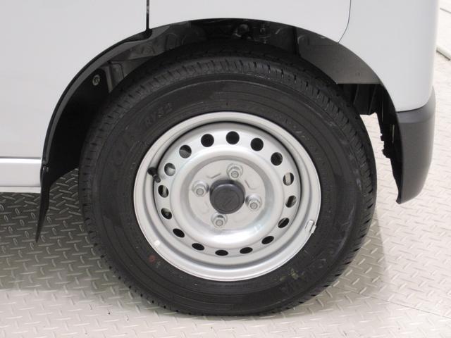 ハイゼットカーゴデラックス４ＷＤ　ＡＭ／ＦＭラジオ　両側スライドドア　オートライト　キーレスエントリー　アイドリングストップ　衝突被害軽減システム　レーンアシスト　オートマチックハイビーム　ティーゼットデオプラス（岡山県）の中古車