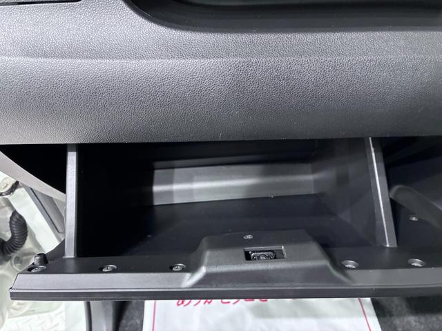 タントカスタムＸトップエディション　ＳＡ２左側パワースライドドア　オートライト　キーフリー　アイドリングストップ　衝突被害軽減システム　レーンアシスト　エアコン　パワーステアリング　パワーウィンドウ　運転席エアバッグ　ＡＢＳ（岡山県）の中古車