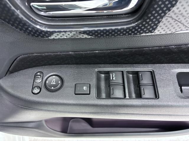 Ｎ−ＷＧＮカスタムＧ・ターボパッケージオートライト　キーフリー　電動格納式ドアミラー　エアコン　パワーステアリング　パワーウィンドウ　運転席エアバッグ　ＡＢＳ　ティーゼットデオプラス（岡山県）の中古車