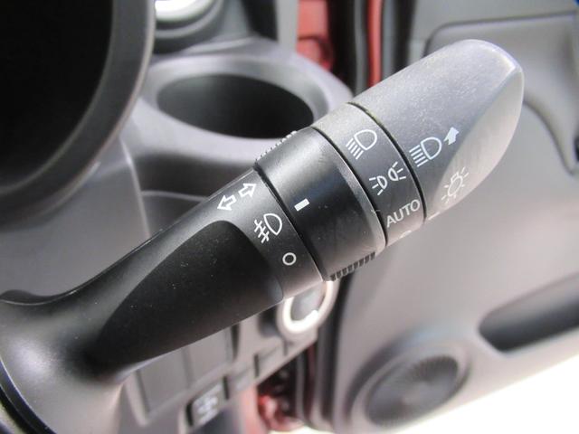 キャストアクティバＧプライムコレクション　ＳＡ３シートヒーター　オートライト　キーフリー　アイドリングストップ　ＵＳＢ入力端子　電動格納式ドアミラー　衝突被害軽減システム　レーンアシスト　オートマチックハイビーム　ティーゼットデオプラス（岡山県）の中古車