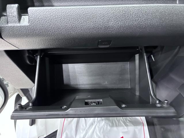 ハイゼットカーゴデラックスAM/FMラジオ 両側スライドドア オートライト キーレスエントリー アイドリングストップ 衝突被害軽減システム レーンアシスト オートマチックハイビーム ティーゼットデオプラス(岡山県)の中古車