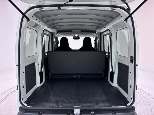 ハイゼットカーゴデラックスAM/FMラジオ 両側スライドドア オートライト キーレスエントリー アイドリングストップ 衝突被害軽減システム レーンアシスト オートマチックハイビーム ティーゼットデオプラス(岡山県)の中古車