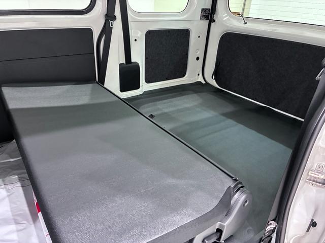 ハイゼットカーゴデラックスAM/FMラジオ 両側スライドドア オートライト キーレスエントリー アイドリングストップ 衝突被害軽減システム レーンアシスト オートマチックハイビーム ティーゼットデオプラス(岡山県)の中古車