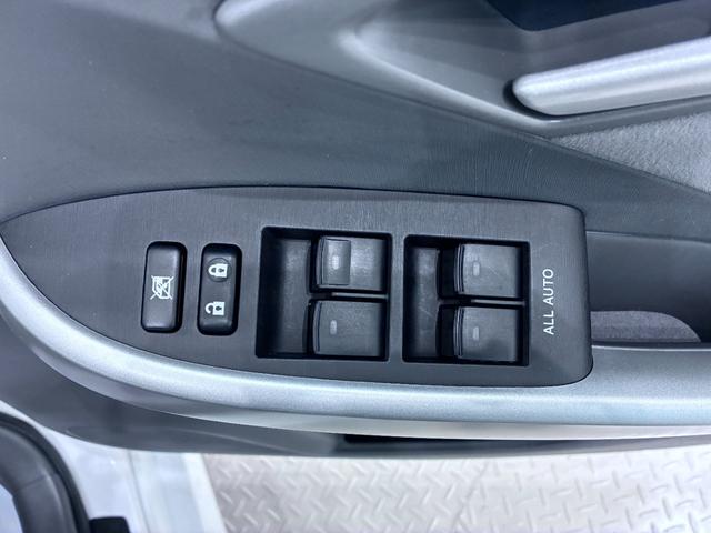 プリウスSオートライト キーフリー 電動格納式ドアミラー エアコン パワーステアリング パワーウィンドウ 運転席エアバッグ ABS ティーゼットデオプラス(岡山県)の中古車