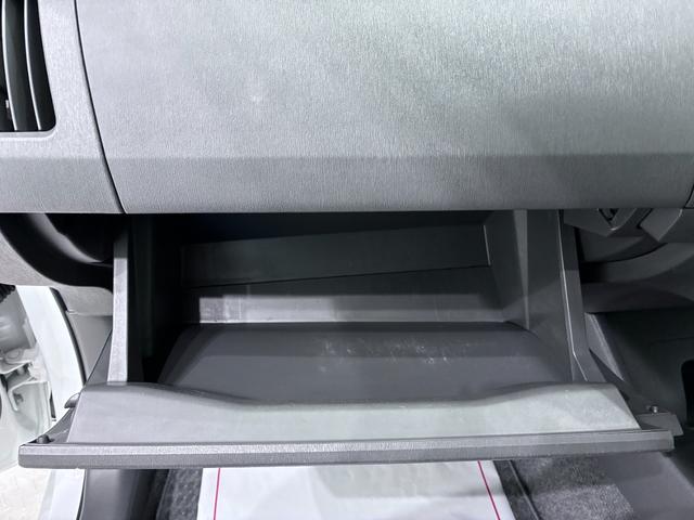 プリウスSオートライト キーフリー 電動格納式ドアミラー エアコン パワーステアリング パワーウィンドウ 運転席エアバッグ ABS ティーゼットデオプラス(岡山県)の中古車