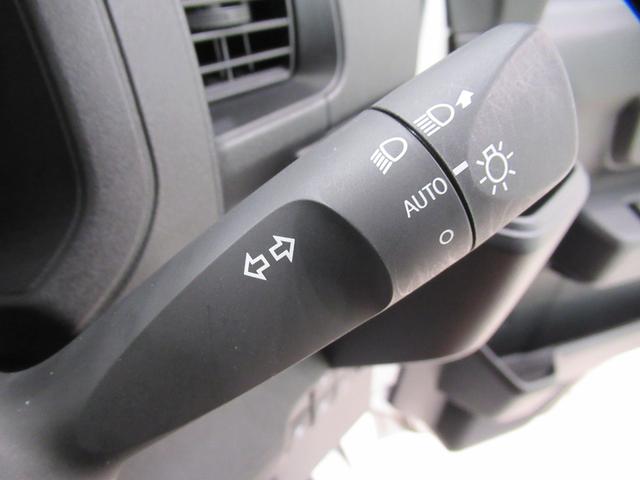 ハイゼットカーゴデラックス４ＷＤ　ＣＤチューナー　両側スライドドア　オートライト　キーレスエントリー　アイドリングストップ　衝突被害軽減システム　レーンアシスト　オートマチックハイビーム　ティーゼットデオプラス（岡山県）の中古車