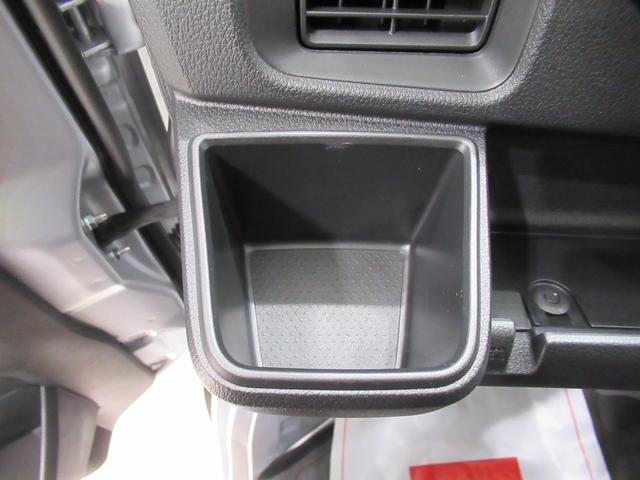 ハイゼットカーゴデラックス４ＷＤ　ＣＤチューナー　両側スライドドア　オートライト　キーレスエントリー　アイドリングストップ　衝突被害軽減システム　レーンアシスト　オートマチックハイビーム　ティーゼットデオプラス（岡山県）の中古車