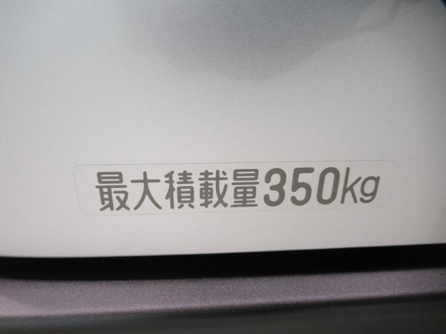 ハイゼットカーゴデラックス４ＷＤ　ＣＤチューナー　両側スライドドア　オートライト　キーレスエントリー　アイドリングストップ　衝突被害軽減システム　レーンアシスト　オートマチックハイビーム　ティーゼットデオプラス（岡山県）の中古車