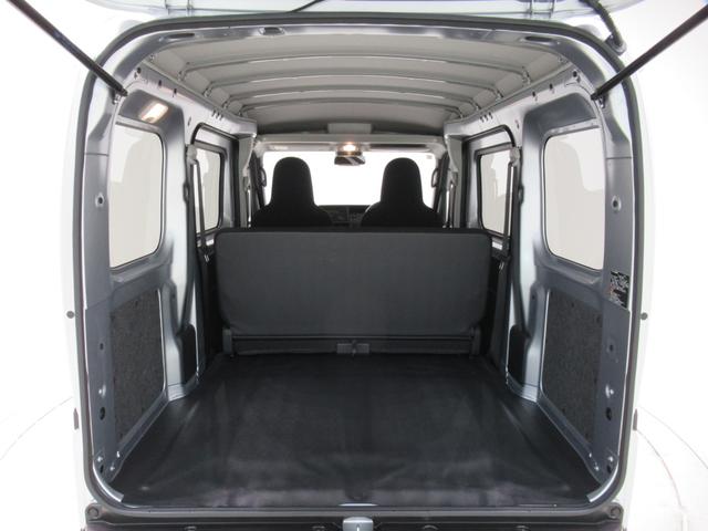 ハイゼットカーゴデラックス４ＷＤ　ＣＤチューナー　両側スライドドア　オートライト　キーレスエントリー　アイドリングストップ　衝突被害軽減システム　レーンアシスト　オートマチックハイビーム　ティーゼットデオプラス（岡山県）の中古車