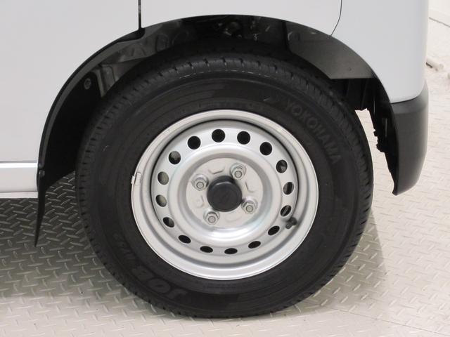 ハイゼットカーゴデラックス４ＷＤ　ＣＤチューナー　両側スライドドア　オートライト　キーレスエントリー　アイドリングストップ　衝突被害軽減システム　レーンアシスト　オートマチックハイビーム　ティーゼットデオプラス（岡山県）の中古車