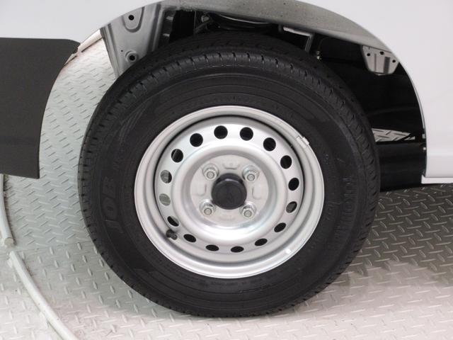 ハイゼットカーゴデラックス４ＷＤ　ＣＤチューナー　両側スライドドア　オートライト　キーレスエントリー　アイドリングストップ　衝突被害軽減システム　レーンアシスト　オートマチックハイビーム　ティーゼットデオプラス（岡山県）の中古車