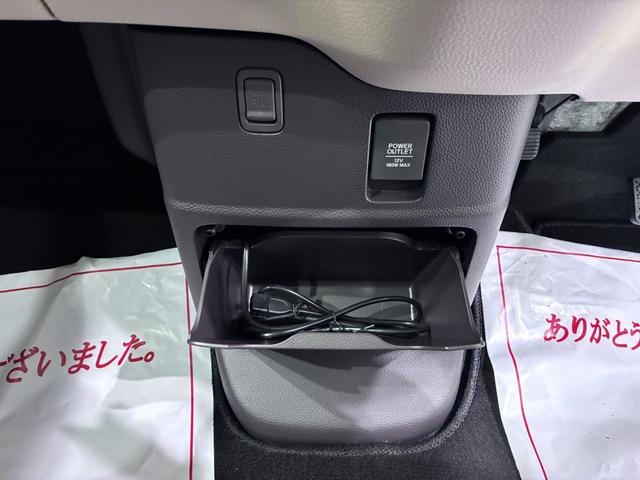 N−BOXGホンダセンシング両側スライドドア オートライト キーフリー 電動パーキングブレーキ エアコン パワーステアリング パワーウィンドウ 運転席エアバッグ ABS ティーゼットデオプラス(岡山県)の中古車