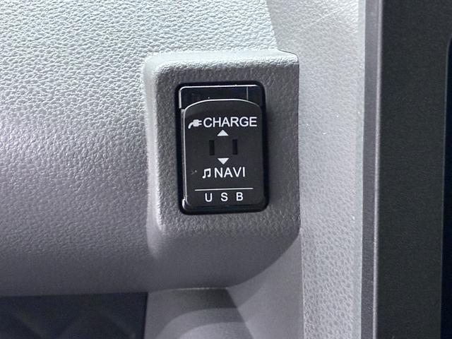 タントカスタムＲＳセレクションシートヒーター　両側パワースライドドア　オートライト　キーフリー　アイドリングストップ　パノラマモニター　ナビ　ドライブレコーダー　ＵＳＢ入力端子　Ｂｌｕｅｔｏｏｔｈ　ティーゼットデオプラス（岡山県）の中古車