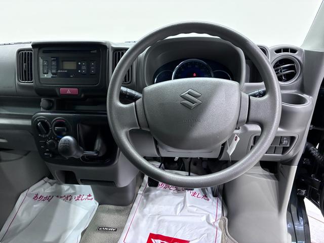 エブリイジョインターボＭＴ５速　両側スライドドア　キーレスエントリー　ＣＤチューナー　電動格納式ドアミラー　エアコン　パワーステアリング　パワーウィンドウ　運転席エアバッグ　ＡＢＳ　ティーゼットデオプラス（岡山県）の中古車