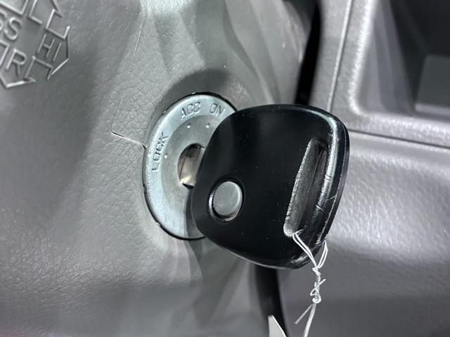 エブリイジョインターボＭＴ５速　両側スライドドア　キーレスエントリー　ＣＤチューナー　電動格納式ドアミラー　エアコン　パワーステアリング　パワーウィンドウ　運転席エアバッグ　ＡＢＳ　ティーゼットデオプラス（岡山県）の中古車