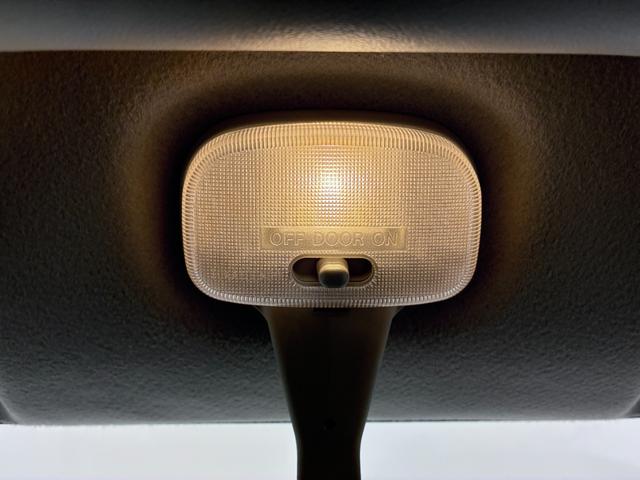 エブリイジョインターボＭＴ５速　両側スライドドア　キーレスエントリー　ＣＤチューナー　電動格納式ドアミラー　エアコン　パワーステアリング　パワーウィンドウ　運転席エアバッグ　ＡＢＳ　ティーゼットデオプラス（岡山県）の中古車