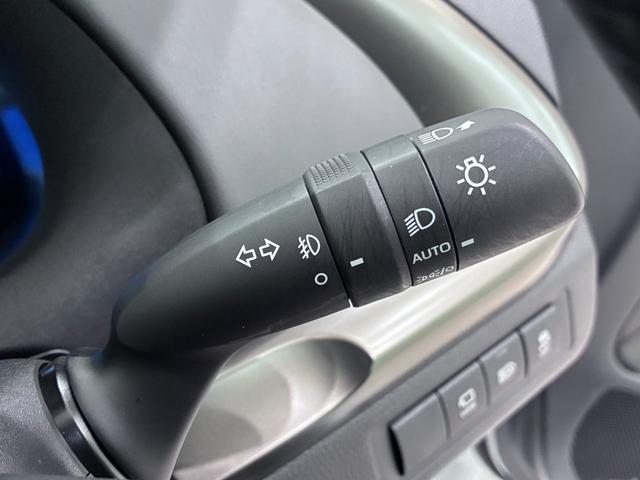 アクアＺオートライト　キーフリー　電動格納式ドアミラー　エアコン　パワーステアリング　パワーウィンドウ　運転席エアバッグ　ＡＢＳ　ティーゼットデオプラス（岡山県）の中古車