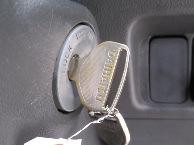 ハイゼットトラックエアコン・パワステスペシャルVSAM/FMラジオ MT5速 エアコン パワーステアリング ティーゼットデオプラス(岡山県)の中古車