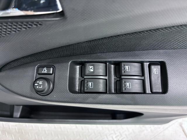 ムーヴカスタムＸ　ＳＡオートライト　キーフリー　アイドリングストップ　電動格納式ドアミラー　衝突被害軽減システム　エアコン　パワーステアリング　パワーウィンドウ　運転席エアバッグ　ＡＢＳ　ティーゼットデオプラス（岡山県）の中古車