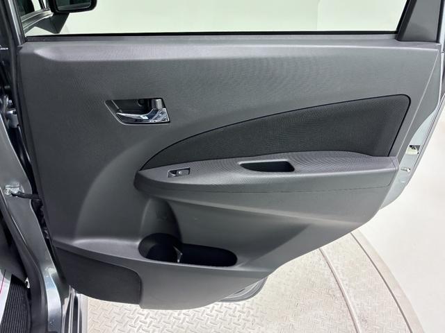 ムーヴカスタムＸ　ＳＡオートライト　キーフリー　アイドリングストップ　電動格納式ドアミラー　衝突被害軽減システム　エアコン　パワーステアリング　パワーウィンドウ　運転席エアバッグ　ＡＢＳ　ティーゼットデオプラス（岡山県）の中古車