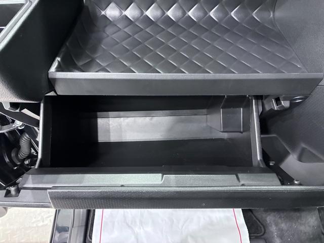 タントカスタムＲＳスタイルセレクションシートヒーター　両側パワースライドドア　オートライト　キーフリー　アイドリングストップ　パノラマモニター　ナビ　ドライブレコーダー　ＵＳＢ入力端子　Ｂｌｕｅｔｏｏｔｈ　ティーゼットデオプラス（岡山県）の中古車