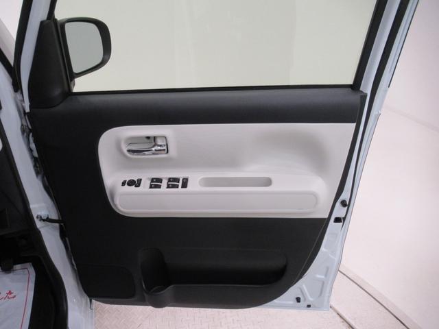 ムーヴキャンバスストライプスＧバックモニター　７インチナビ　両側パワースライドドア　シートヒーター　ＵＳＢ入力端子　Ｂｌｕｅｔｏｏｔｈ　ホッとカップホルダー　オートライト　キーフリー　アイドリングストップ　ティーゼットデオプラス（岡山県）の中古車