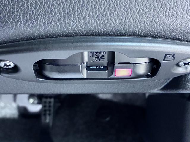 ムーヴキャンバスストライプスＧパノラマモニター　７インチナビ　ドライブレコーダー　両側パワースライドドア　シートヒーター　ＵＳＢ入力端子　Ｂｌｕｅｔｏｏｔｈ　オートライト　キーフリー　ティーゼットデオプラス　エコアイドル非装着車（岡山県）の中古車