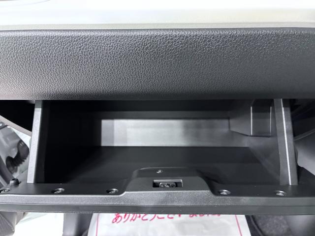 ムーヴキャンバスストライプスＧパノラマモニター　７インチナビ　ドライブレコーダー　両側パワースライドドア　シートヒーター　ＵＳＢ入力端子　Ｂｌｕｅｔｏｏｔｈ　オートライト　キーフリー　ティーゼットデオプラス　エコアイドル非装着車（岡山県）の中古車