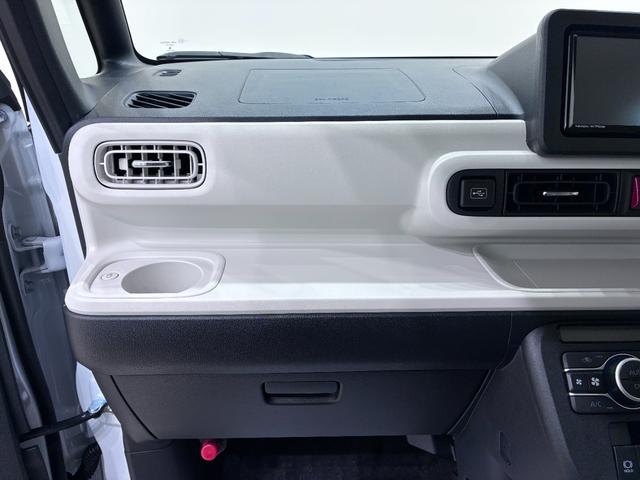 ムーヴキャンバスストライプスＧパノラマモニター　７インチナビ　ドライブレコーダー　両側パワースライドドア　シートヒーター　ＵＳＢ入力端子　Ｂｌｕｅｔｏｏｔｈ　オートライト　キーフリー　ティーゼットデオプラス　エコアイドル非装着車（岡山県）の中古車