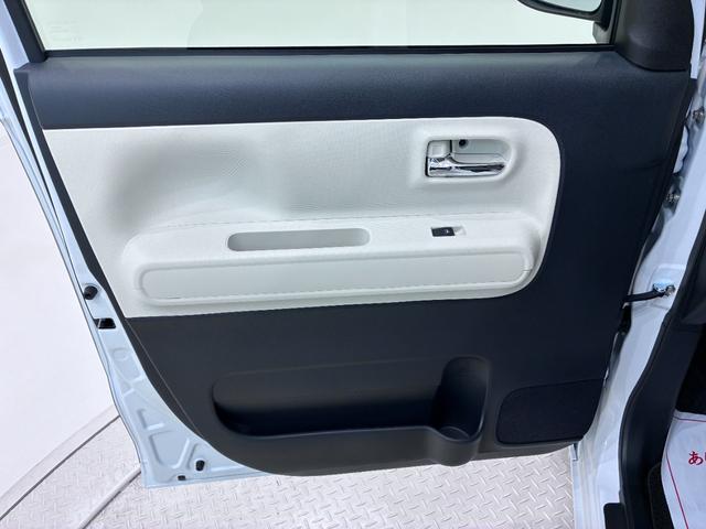 ムーヴキャンバスストライプスＧパノラマモニター　７インチナビ　ドライブレコーダー　両側パワースライドドア　シートヒーター　ＵＳＢ入力端子　Ｂｌｕｅｔｏｏｔｈ　オートライト　キーフリー　ティーゼットデオプラス　エコアイドル非装着車（岡山県）の中古車