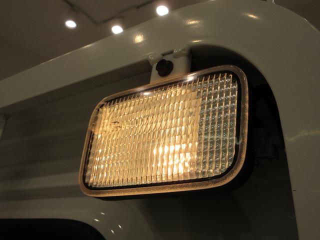 ハイゼットトラックスタンダード　農用スペシャル４ＷＤ　ＭＴ５速　エアコン　パワーステアリング　運転席エアバッグ　ティーゼットデオプラス（岡山県）の中古車