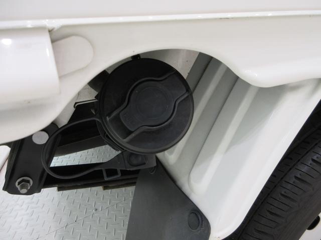 ハイゼットトラックスタンダード　農用スペシャル４ＷＤ　ＭＴ５速　エアコン　パワーステアリング　運転席エアバッグ　ティーゼットデオプラス（岡山県）の中古車