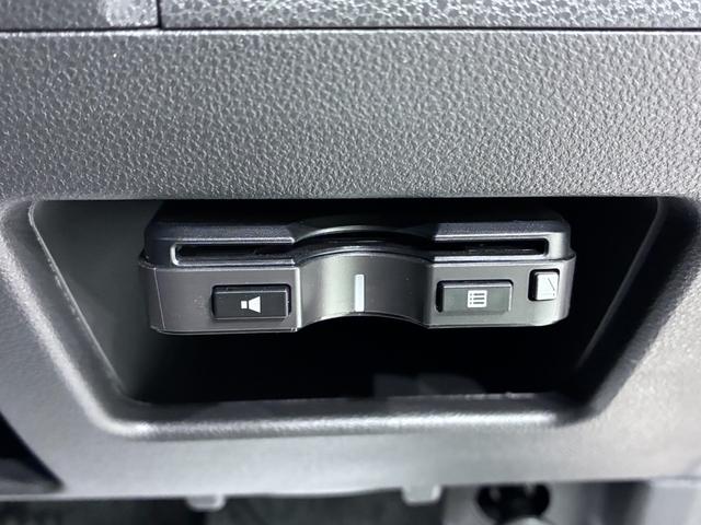 タントカスタムＸトップエディションＶＳ　ＳＡ３シートヒーター　両側パワースライドドア　オートライト　キーフリー　アイドリングストップ　ＵＳＢ入力端子　衝突被害軽減システム　レーンアシスト　オートマチックハイビーム　ティーゼットデオプラス（岡山県）の中古車