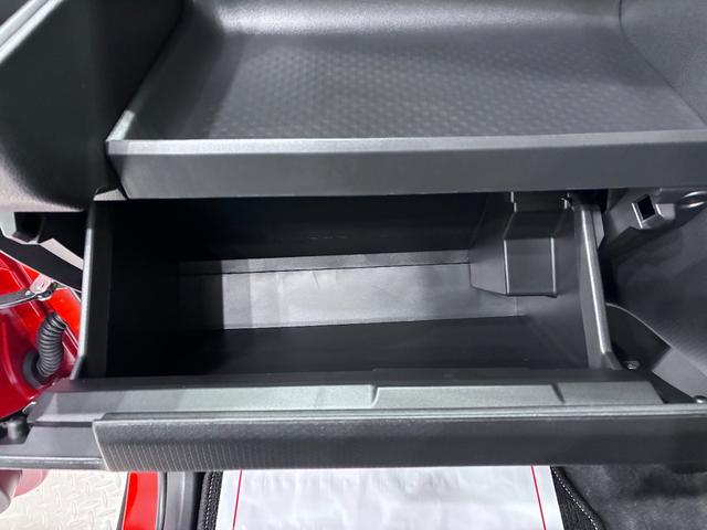 タントファンクロスシートヒーター　両側パワースライドドア　オートライト　キーフリー　アイドリングストップ　パノラマモニター　ナビ　ＵＳＢ入力端子　Ｂｌｕｅｔｏｏｔｈ　ティーゼットデオプラス（岡山県）の中古車