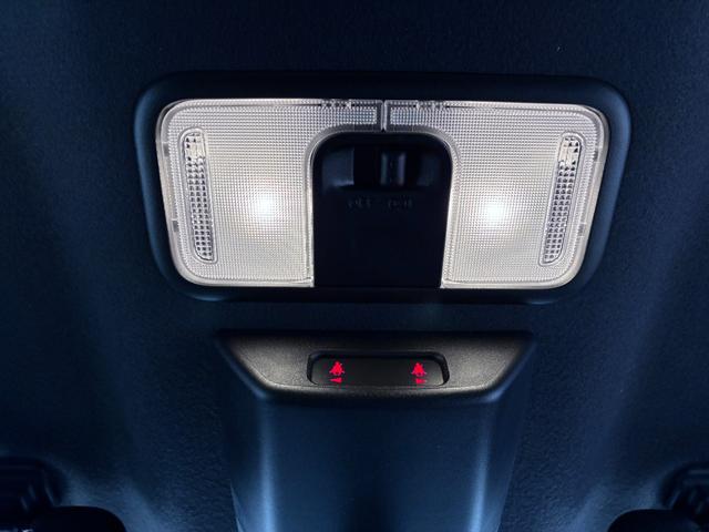 タントカスタムＸバックモニター　９インチディスプレイオーディオ　両側パワースライドドア　シートヒーター　ＵＳＢ入力端子　Ｂｌｕｅｔｏｏｔｈ　オートライト　キーフリー　アイドリングストップ　ティーゼットデオプラス（岡山県）の中古車