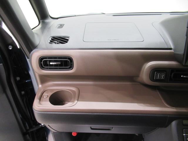 ムーヴキャンバスセオリーＧバックモニター　１０インチナビ　両側パワースライドドア　シートヒーター　ＵＳＢ入力端子　Ｂｌｕｅｔｏｏｔｈ　ホッとカップホルダー　オートライト　キーフリー　アイドリングストップ　ティーゼットデオプラス（岡山県）の中古車