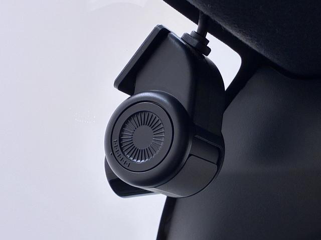 タントカスタムＲＳリミテッド４ＷＤ　パノラマモニター　７インチナビ　ドライブレコーダー　両側パワースライドドア　シートヒーター　ＵＳＢ入力端子　Ｂｌｕｅｔｏｏｔｈ　オートライト　キーフリー　アイドリングストップ（岡山県）の中古車