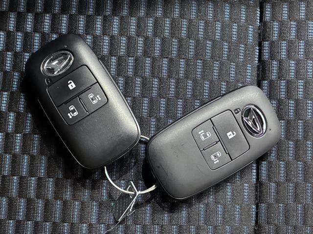 タントカスタムＲＳリミテッド４ＷＤ　パノラマモニター　７インチナビ　ドライブレコーダー　両側パワースライドドア　シートヒーター　ＵＳＢ入力端子　Ｂｌｕｅｔｏｏｔｈ　オートライト　キーフリー　アイドリングストップ（岡山県）の中古車