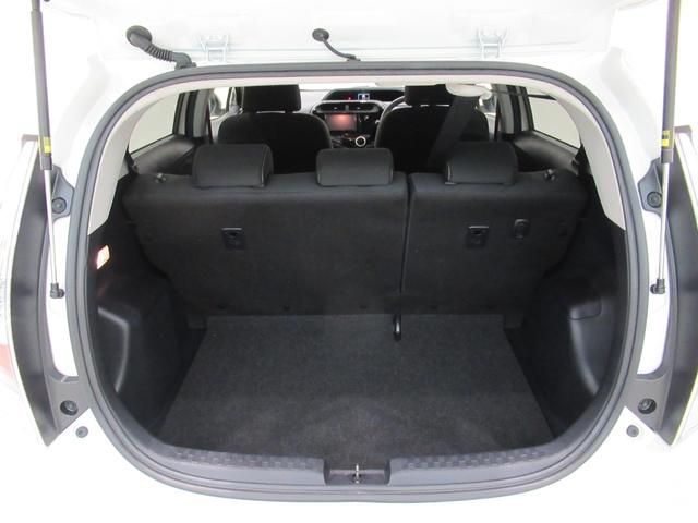 アクアＳスタイルブラックシートヒーター　オートライト　キーフリー　電動格納式ドアミラー　エアコン　パワーステアリング　パワーウィンドウ　運転席エアバッグ　ＡＢＳ　ティーゼットデオプラス（岡山県）の中古車