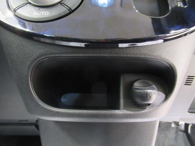 タントＸ　ＶＳ　ＳＡ３シートヒーター　両側パワースライドドア　オートライト　キーフリー　アイドリングストップ　ＵＳＢ入力端子　電動格納式ドアミラー　衝突被害軽減システム　レーンアシスト　オートマチックハイビーム（岡山県）の中古車