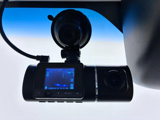 ハイゼットトラックエクストラ　ＳＡ３ｔ４ＷＤ　ＭＴ５速　荷台作業灯　オートライト　キーレスエントリー　衝突被害軽減システム　レーンアシスト　エアコン　パワーステアリング　パワーウィンドウ　運転席エアバッグ　ＡＢＳ　ティーゼットデオプラス（岡山県）の中古車