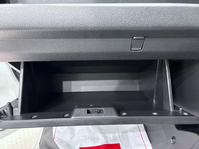 ハイゼットトラックエクストラ　ＳＡ３ｔ４ＷＤ　ＭＴ５速　荷台作業灯　オートライト　キーレスエントリー　衝突被害軽減システム　レーンアシスト　エアコン　パワーステアリング　パワーウィンドウ　運転席エアバッグ　ＡＢＳ　ティーゼットデオプラス（岡山県）の中古車