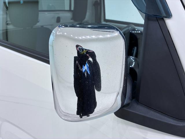 ハイゼットトラックエクストラ　ＳＡ３ｔ４ＷＤ　ＭＴ５速　荷台作業灯　オートライト　キーレスエントリー　衝突被害軽減システム　レーンアシスト　エアコン　パワーステアリング　パワーウィンドウ　運転席エアバッグ　ＡＢＳ　ティーゼットデオプラス（岡山県）の中古車