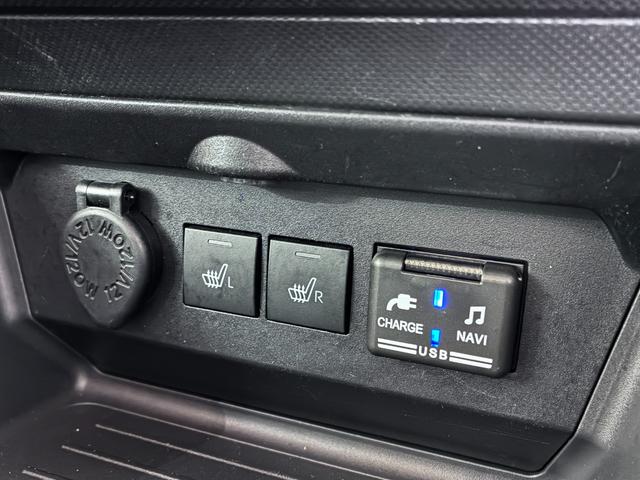 ロッキープレミアムシートヒーター　オートライト　キーフリー　アイドリングストップ　パノラマモニター　ナビ　ドライブレコーダー　ＵＳＢ入力端子　Ｂｌｕｅｔｏｏｔｈ　ティーゼットデオプラス（岡山県）の中古車