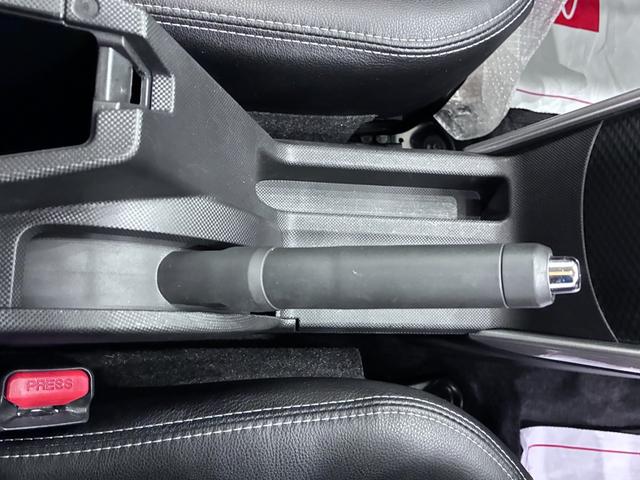 ロッキープレミアムシートヒーター　オートライト　キーフリー　アイドリングストップ　パノラマモニター　ナビ　ドライブレコーダー　ＵＳＢ入力端子　Ｂｌｕｅｔｏｏｔｈ　ティーゼットデオプラス（岡山県）の中古車