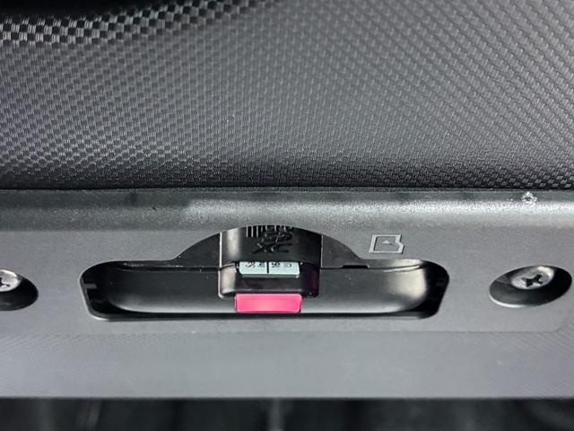 ロッキープレミアムシートヒーター　オートライト　キーフリー　アイドリングストップ　パノラマモニター　ナビ　ドライブレコーダー　ＵＳＢ入力端子　Ｂｌｕｅｔｏｏｔｈ　ティーゼットデオプラス（岡山県）の中古車