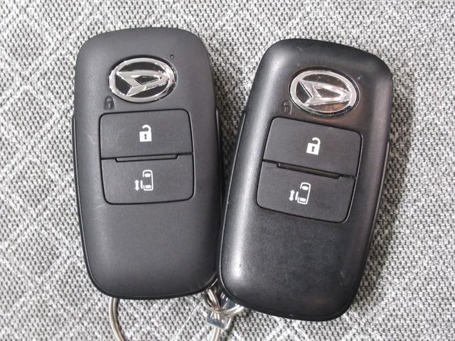 タントＸシートヒーター　左側パワースライドドア　オートライト　キーフリー　アイドリングストップ　パノラマモニター　ナビ　ドライブレコーダー　ＵＳＢ入力端子　Ｂｌｕｅｔｏｏｔｈ　ティーゼットデオプラス（岡山県）の中古車