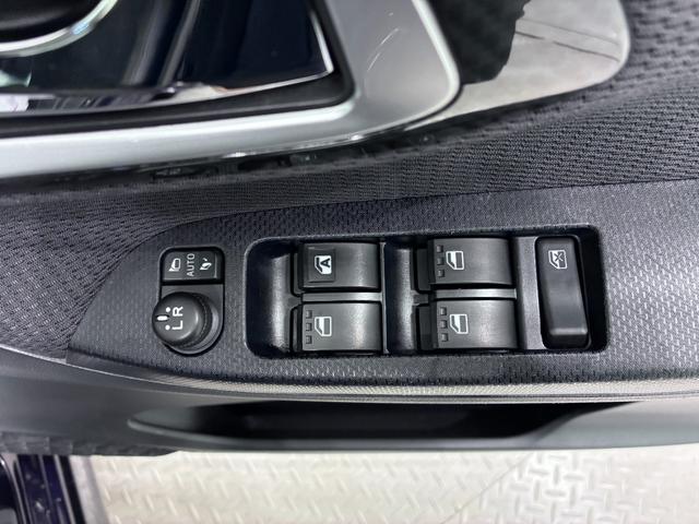 ムーヴカスタムＸハイパー　ＳＡ２オートライト　キーフリー　アイドリングストップ　電動格納式ドアミラー　衝突被害軽減システム　レーンアシスト　エアコン　パワーステアリング　パワーウィンドウ　運転席エアバッグ　ＡＢＳ（岡山県）の中古車