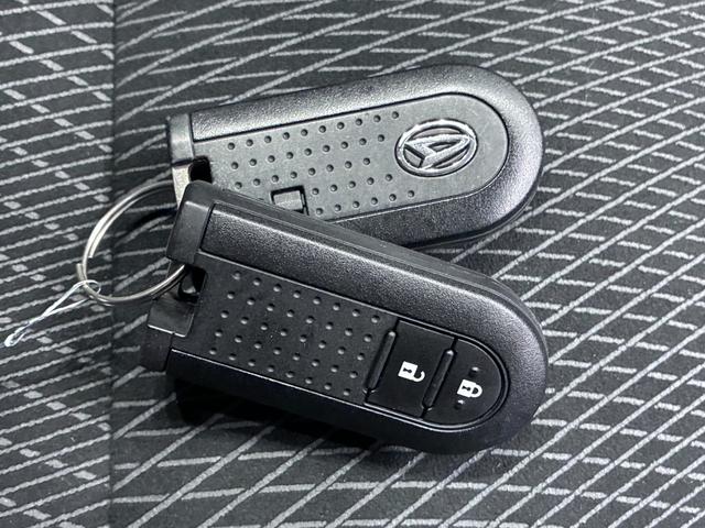 ムーヴカスタムＸハイパー　ＳＡ２オートライト　キーフリー　アイドリングストップ　電動格納式ドアミラー　衝突被害軽減システム　レーンアシスト　エアコン　パワーステアリング　パワーウィンドウ　運転席エアバッグ　ＡＢＳ（岡山県）の中古車