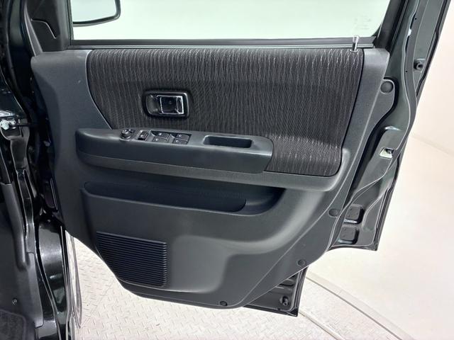 アトレーワゴンカスタムターボＲＳリミテッド　ＳＡ３左側パワースライドドア　キーレスエントリー　アイドリングストップ　ＵＳＢ入力端子　電動格納式ドアミラー　衝突被害軽減システム　レーンアシスト　オートマチックハイビーム　ティーゼットデオプラス（岡山県）の中古車